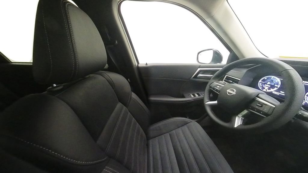 New 2026 Nissan Rogue SL image 30
