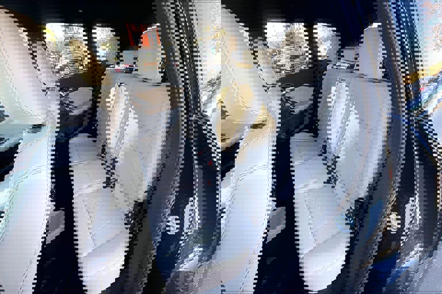 Used 2025 BMW X1 xDrive28i w/ Convenience Package image 27