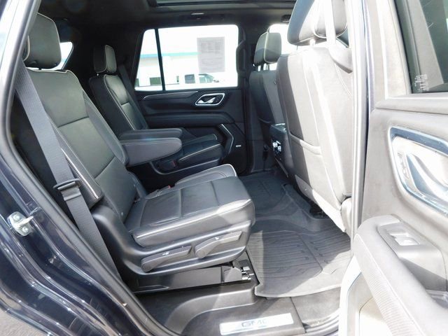 Used 2023 GMC Yukon SLT w/ SLT Luxury Package image 23