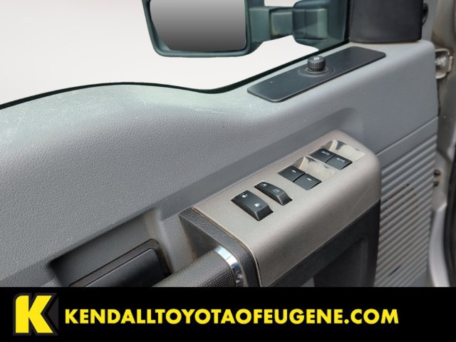 Used 2016 Ford F250 XLT w/ XLT Interior Package AWD/4WD image 10