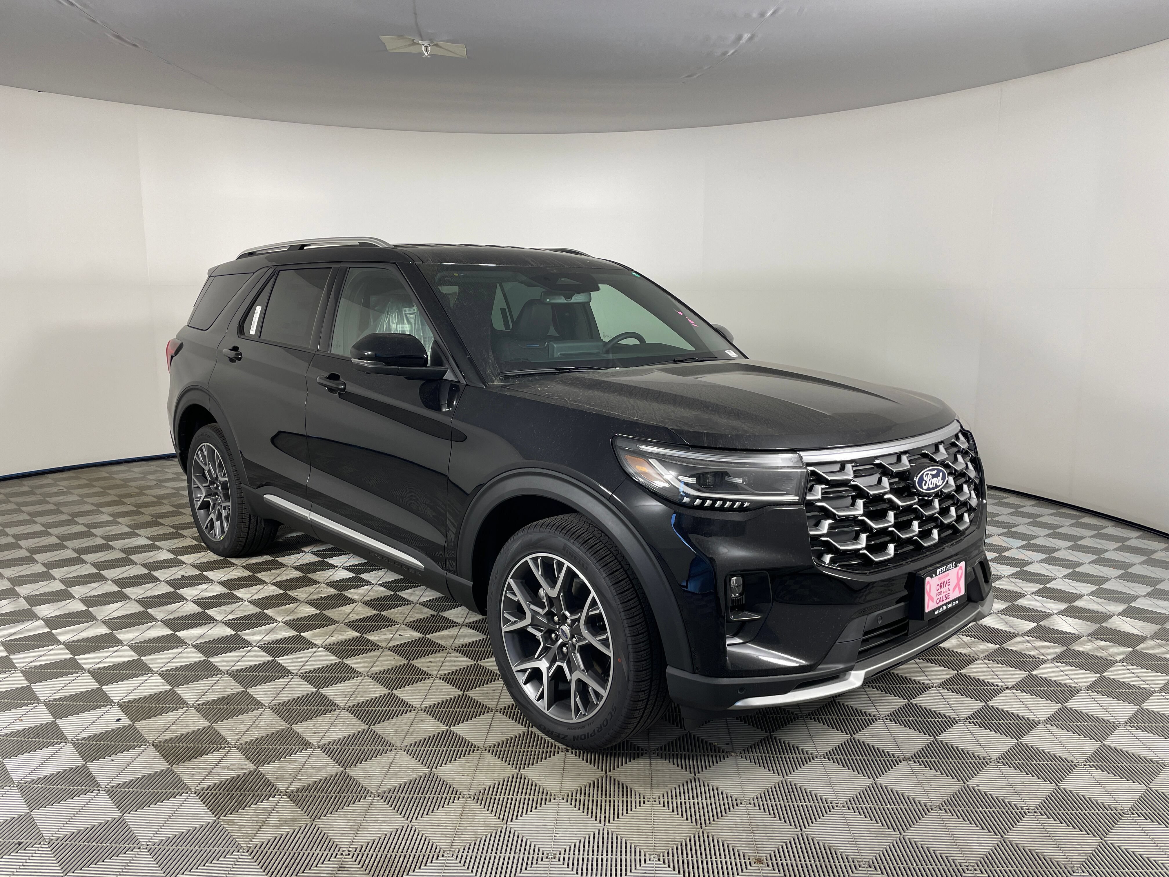New 2027 Ford Explorer Platinum w/ 3.0L Ultimate Package AWD/4WD image 15
