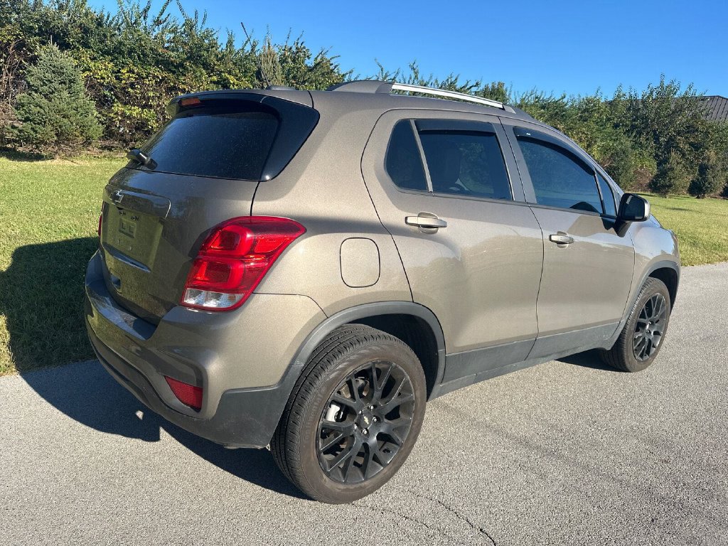Used 2022 Chevrolet Trax LT w/ Sport Edition AWD/4WD image 13