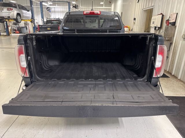 Used 2017 GMC Canyon SLT w/ Driver Alert Package image 11