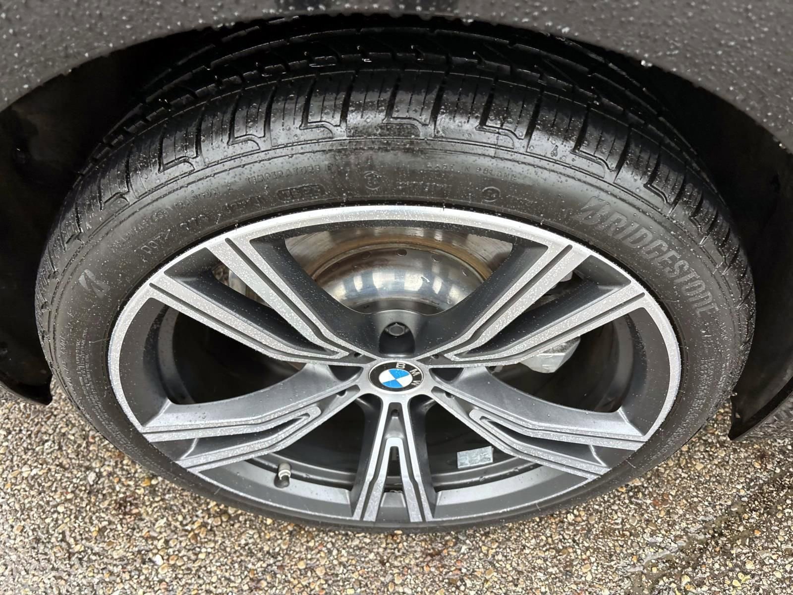 Used 2023 BMW 330i xDrive Sedan w/ Premium Package AWD/4WD image 10