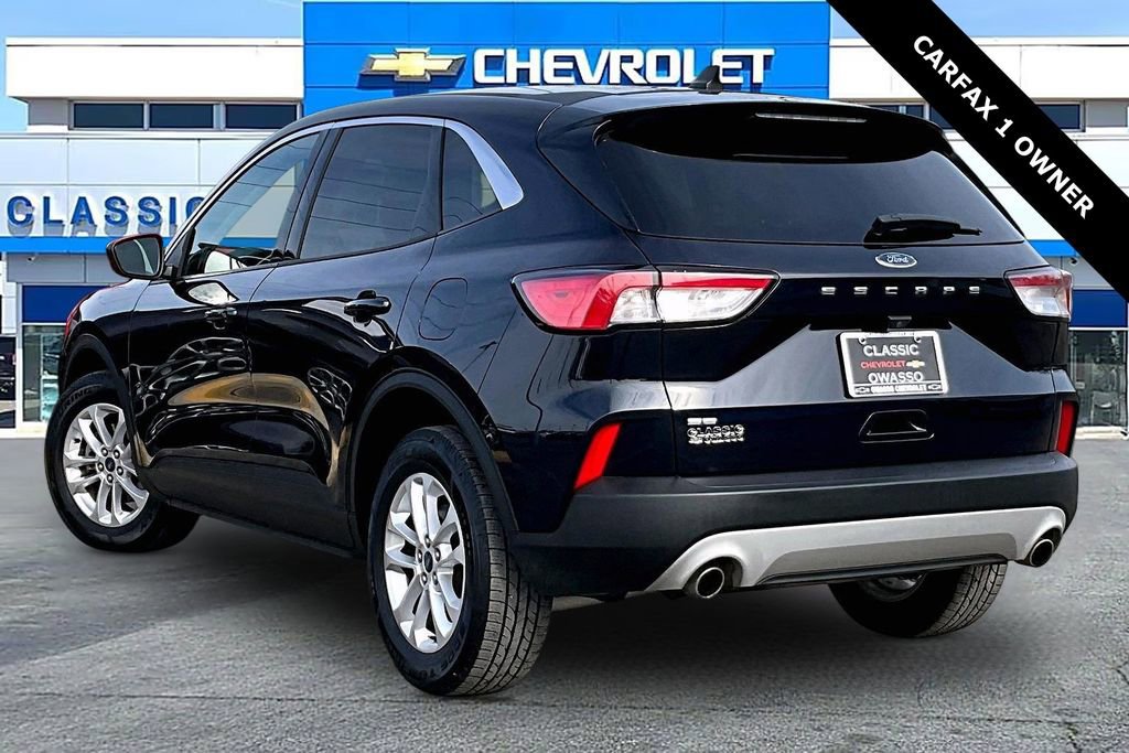 Used 2021 Ford Escape SE w/ Convenience Package image 4