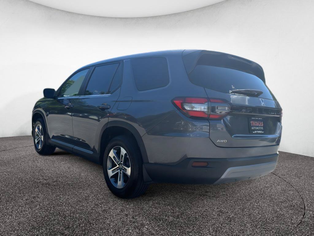 Used 2025 Honda Pilot EX-L image 5
