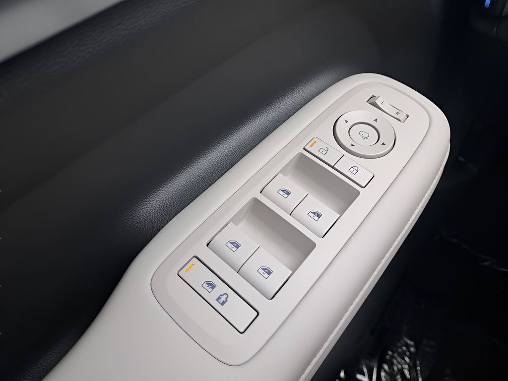 New 2026 Hyundai Santa Fe Calligraphy AWD/4WD image 25