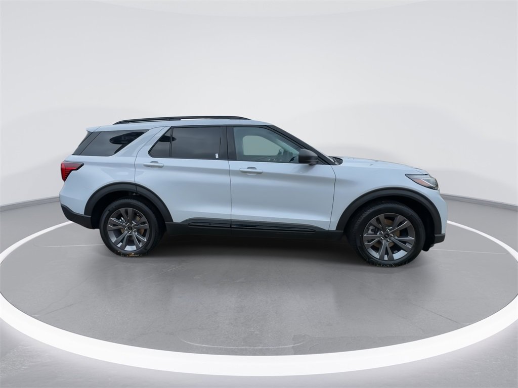 New 2026 Ford Explorer Active w/ Active Comfort Package image 9
