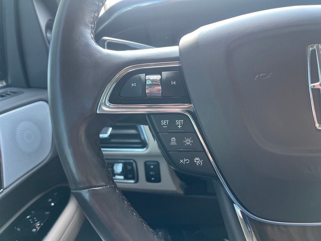 Certified 2023 Lincoln Navigator L Reserve AWD/4WD image 30