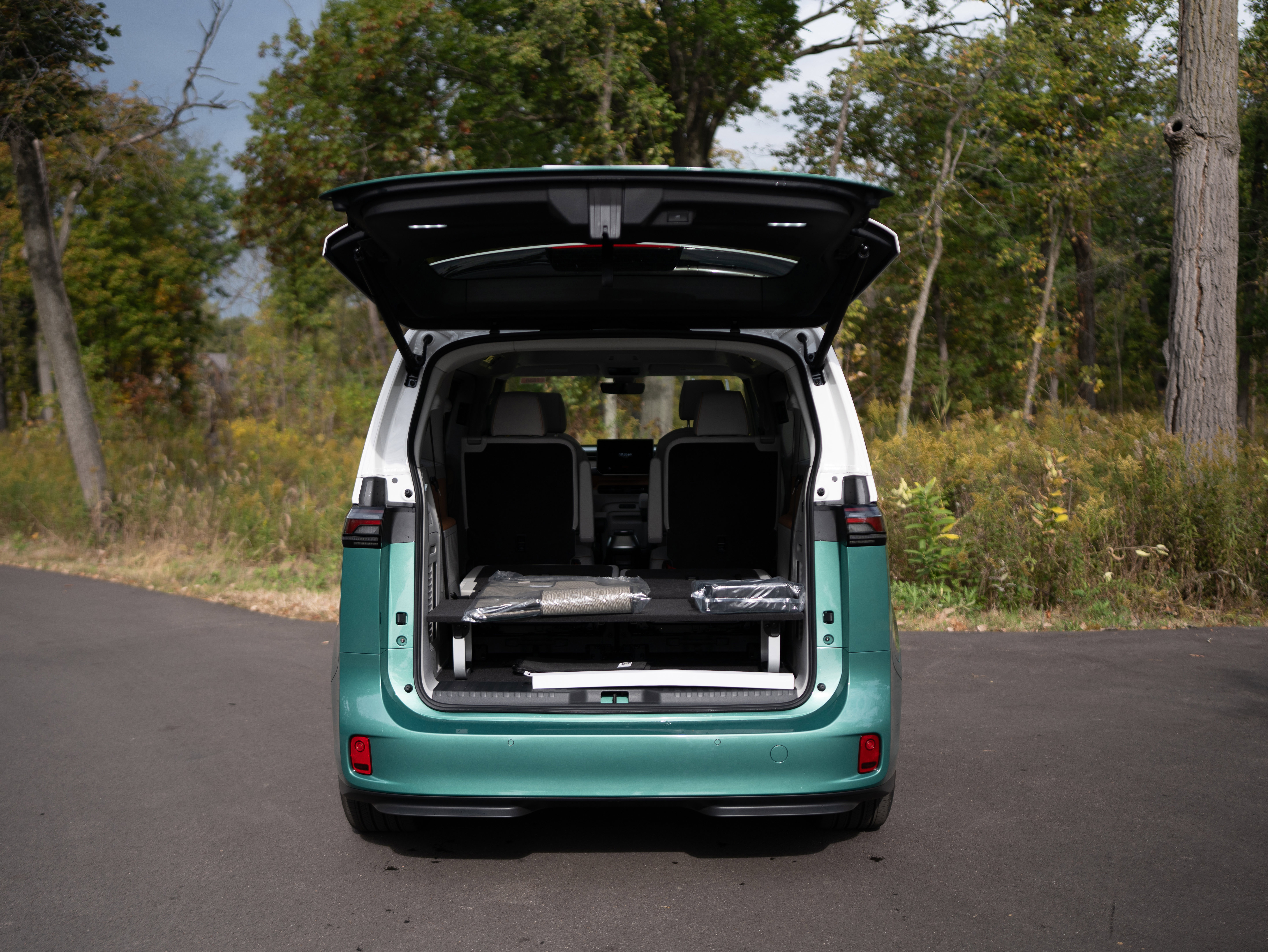 New 2025 Volkswagen ID. Buzz Pro S Plus image 7