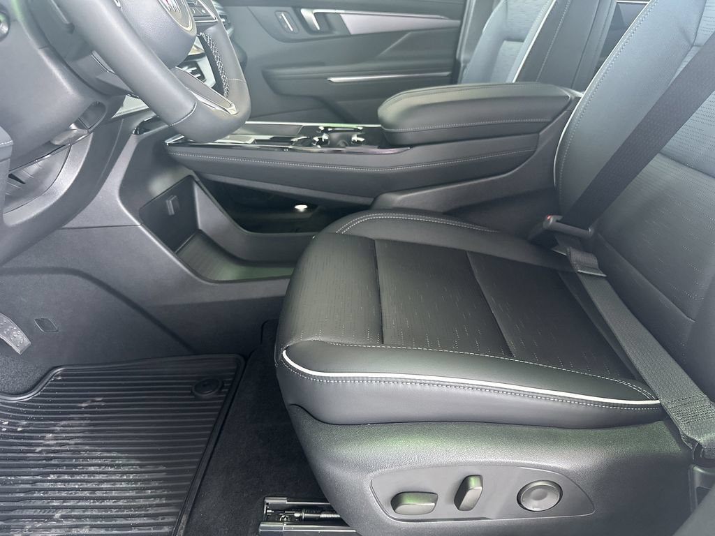 New 2026 Buick Enclave Sport Touring w/ Power Package FWD image 15