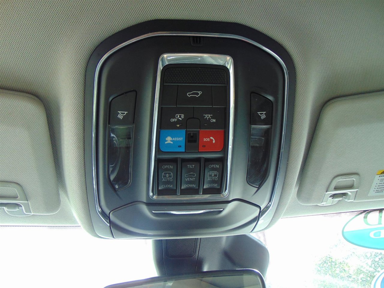 Used 2023 Jeep Grand Cherokee 4WD 4xe image 27