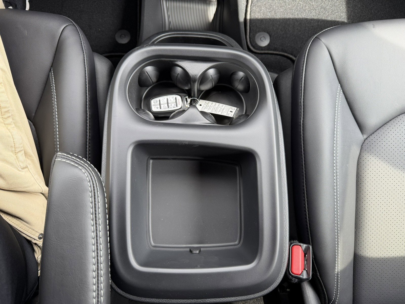 New 2026 Chrysler Pacifica Select image 28
