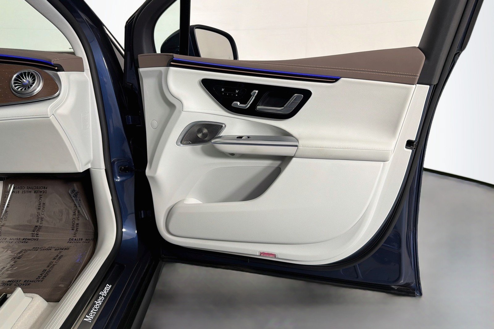 Certified 2023 Mercedes-Benz EQE 350+ SUV image 24