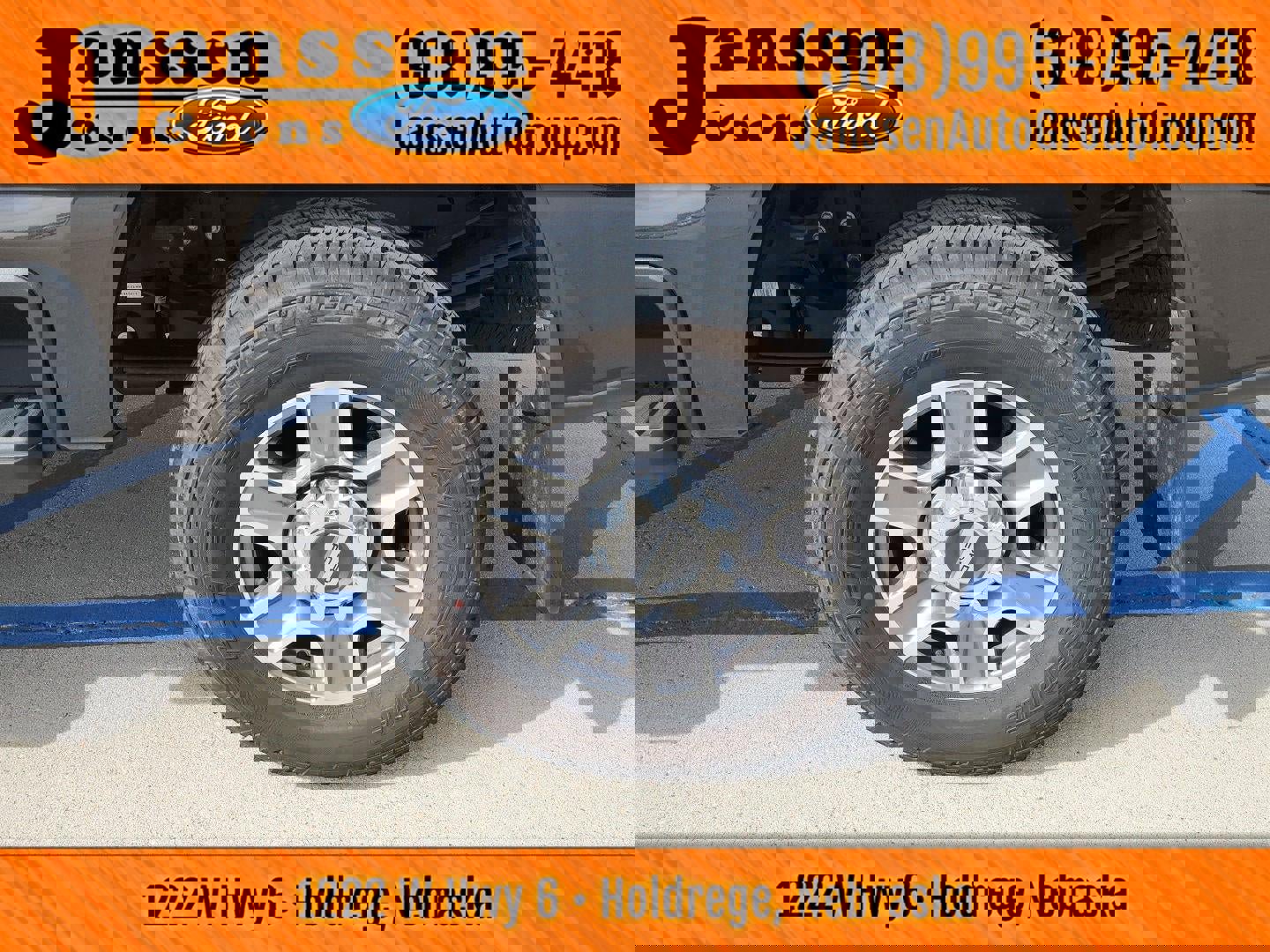 Used 2025 Ford F250 Lariat image 15