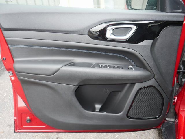 New 2026 Jeep Compass Limited image 10