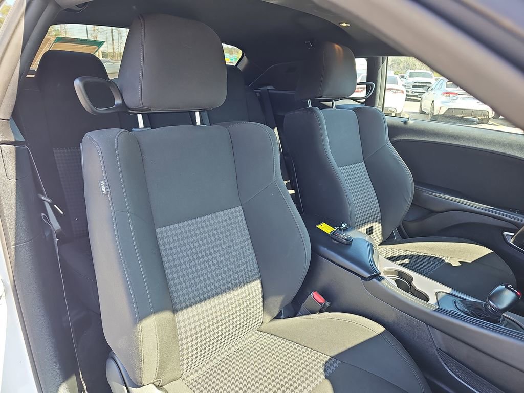 Used 2023 Dodge Challenger GT image 13