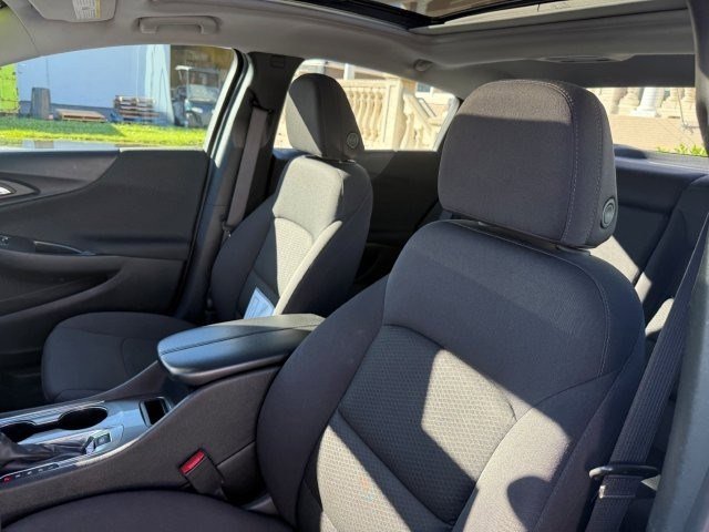 Used 2024 Chevrolet Malibu LT image 11