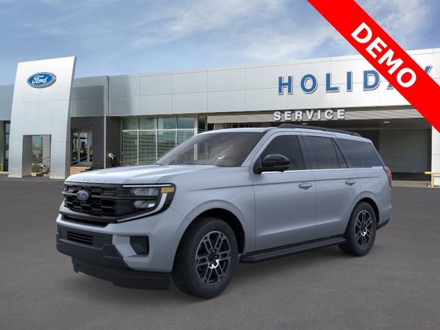New 2025 Ford Expedition Active image 1