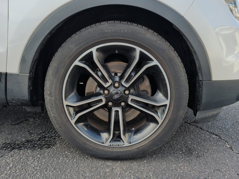 Used 2014 Ford Explorer Sport w/ Equipment Group 401A image 27