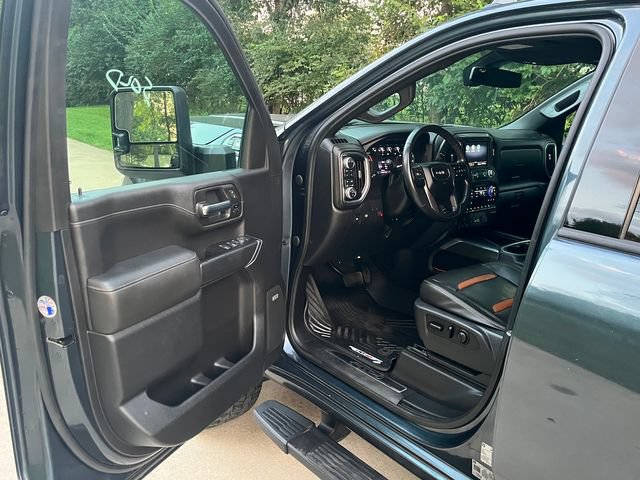 Used 2020 GMC Sierra 2500 AT4 w/ AT4 Premium Package AWD/4WD image 7
