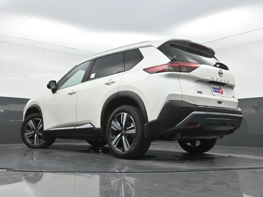 Used 2023 Nissan Rogue SL FWD image 26