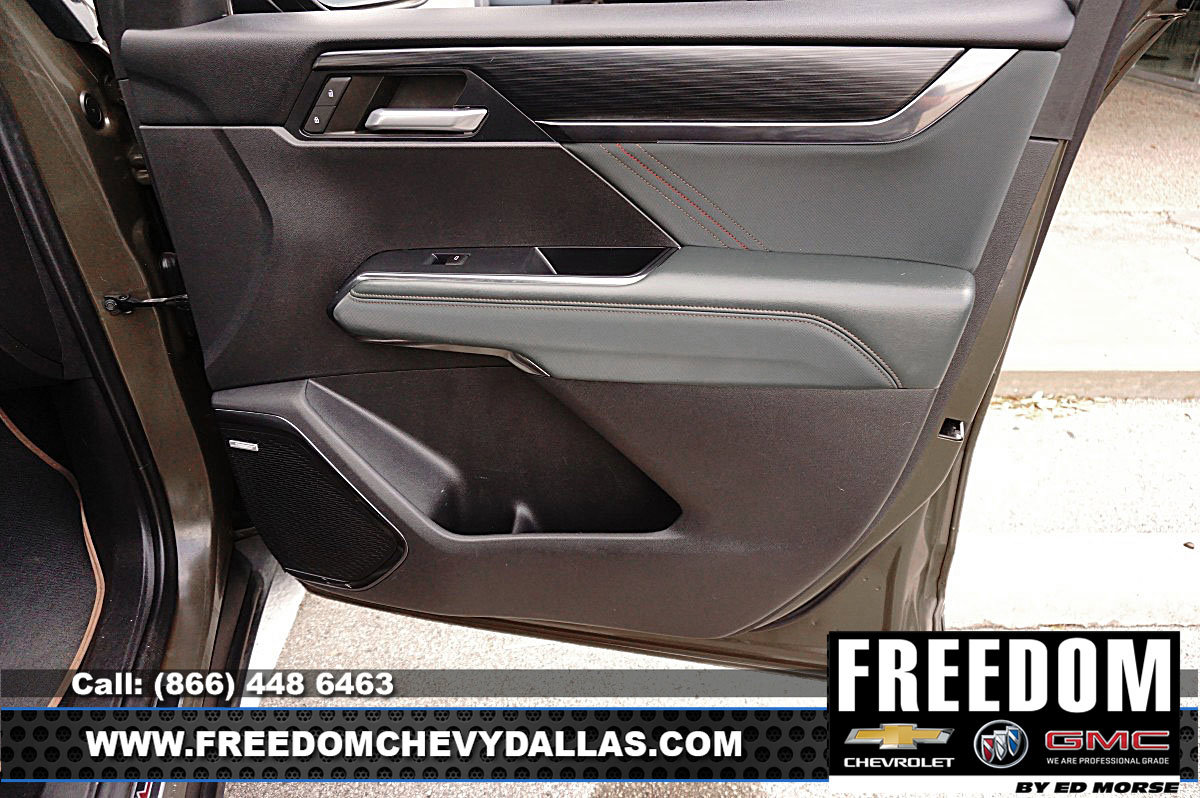 Used 2024 GMC Acadia AT4 w/ Super Cruise Package image 33