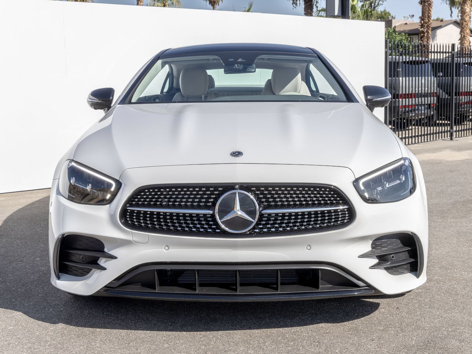 Used 2023 Mercedes-Benz E 450 Coupe image 5