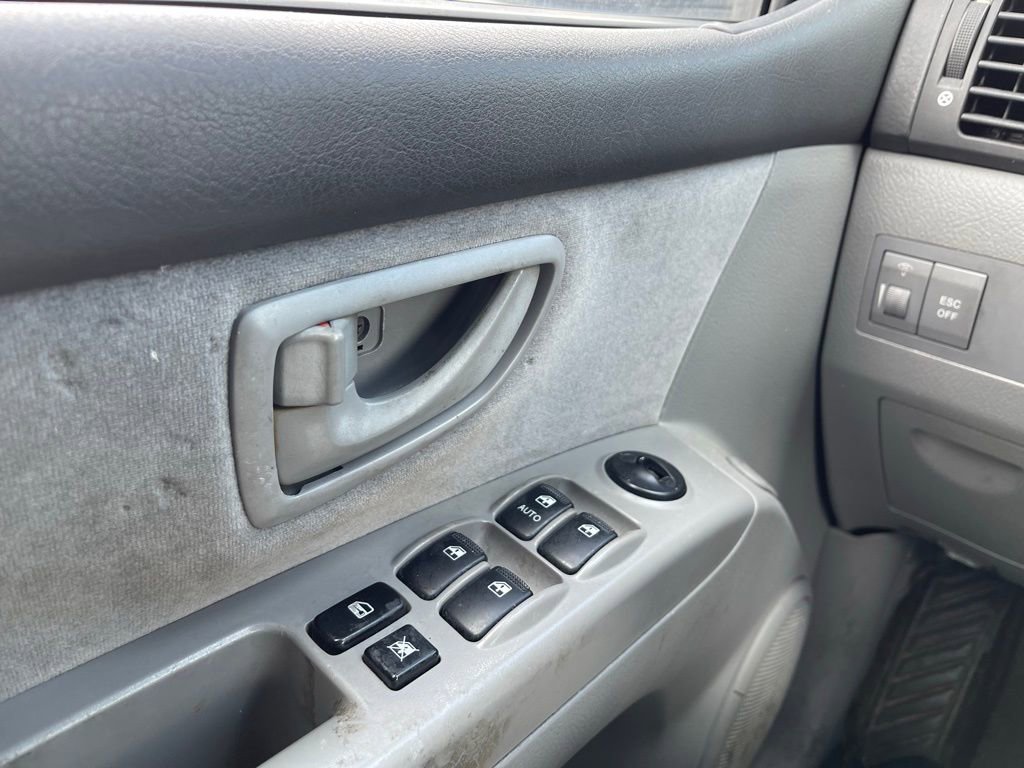 Used 2008 Kia Sorento LX RWD image 9