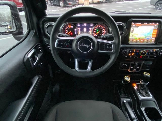 Used 2023 Jeep Wrangler Unlimited Sahara w/ Cold Weather Group AWD/4WD image 27