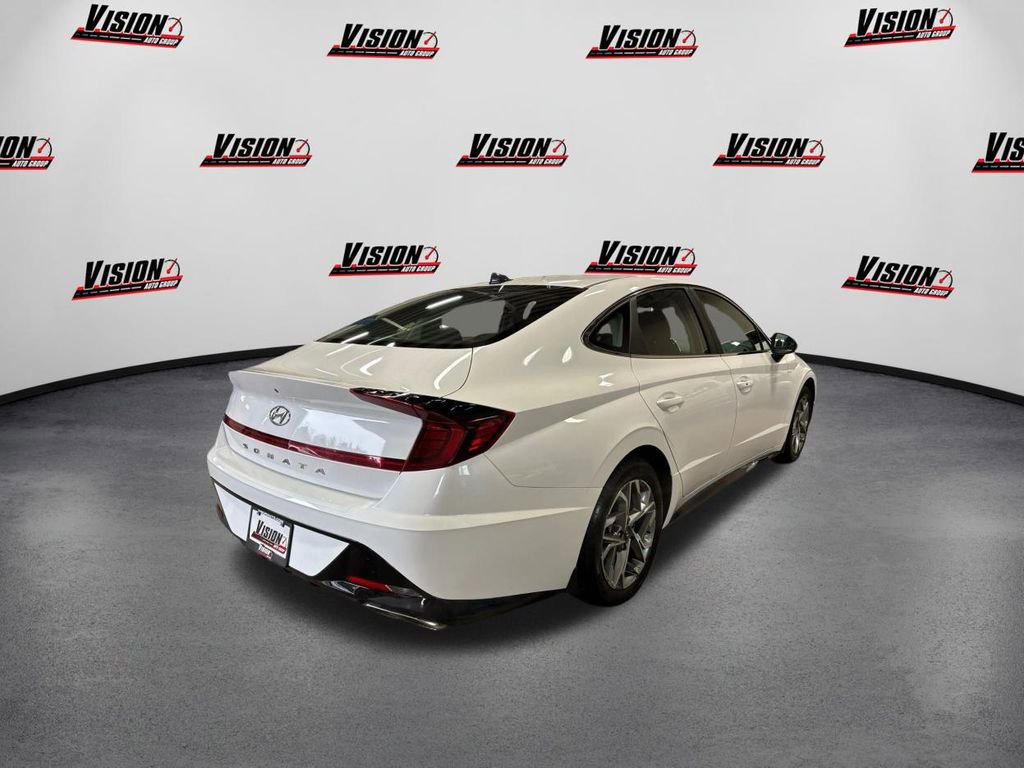 Used 2023 Hyundai Sonata SEL w/ Preferred Accessory Package image 5