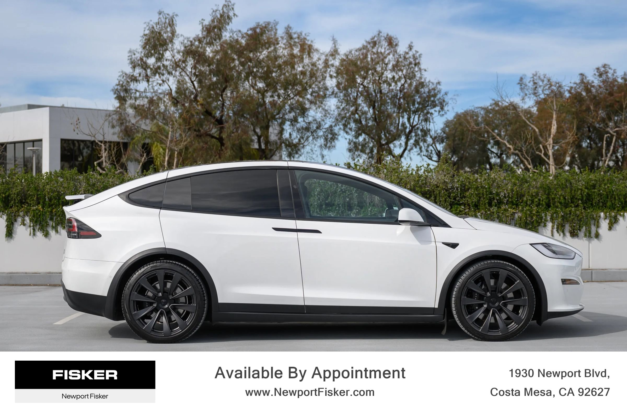 Used 2023 Tesla Model X Plaid image 8
