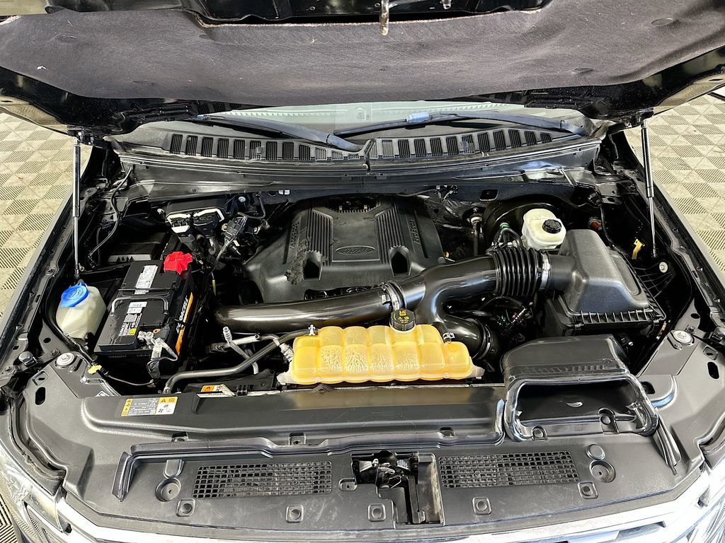 Used 2018 Ford Expedition Limited RWD image 39