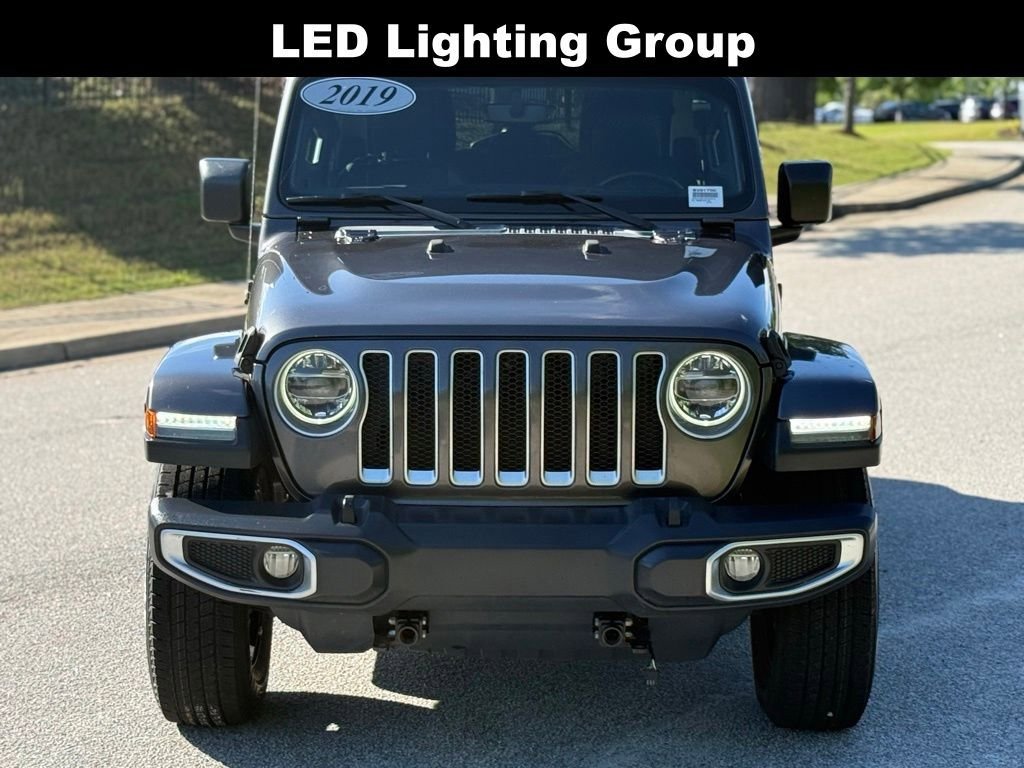 Used 2019 Jeep Wrangler Unlimited Sahara AWD/4WD image 9