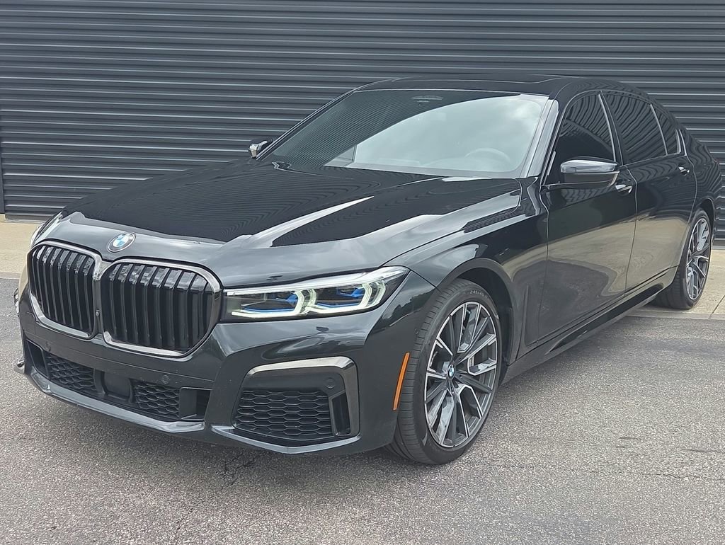 Used 2020 BMW 750i xDrive w/ Executive Package AWD/4WD image 1