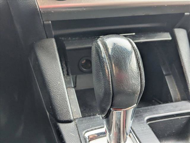 Used 2017 Subaru Outback 3.6R Touring w/ Popular Package #5A image 11