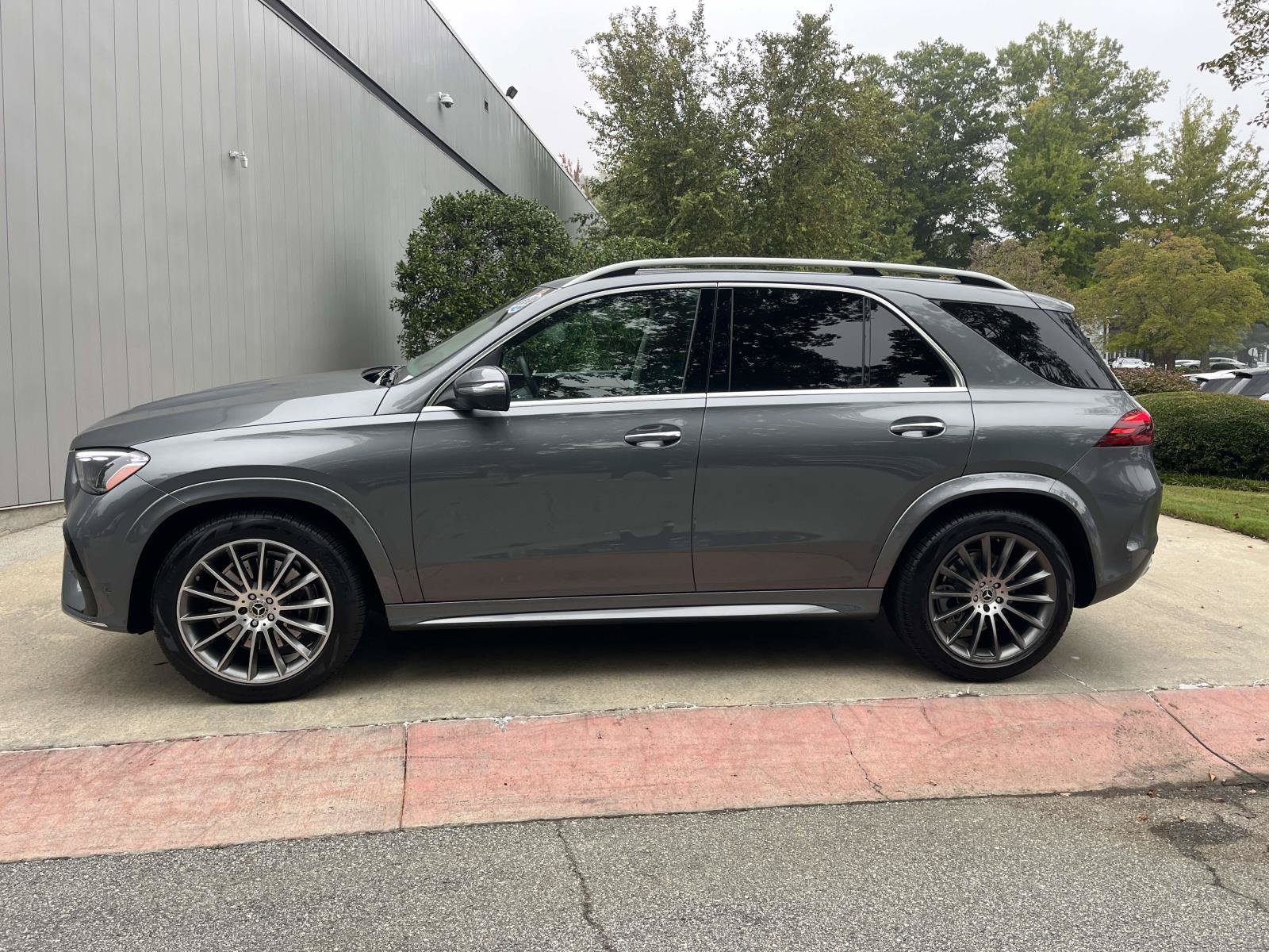 Certified 2025 Mercedes-Benz GLE 350 4MATIC image 14