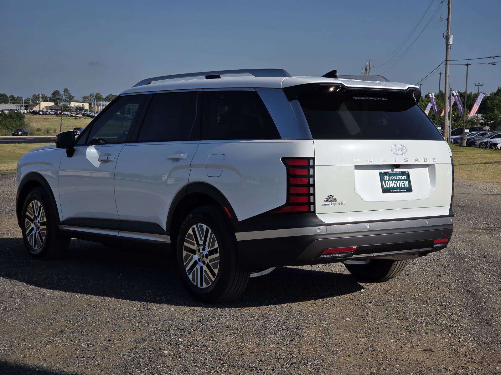 New 2027 Hyundai Palisade SEL FWD image 3