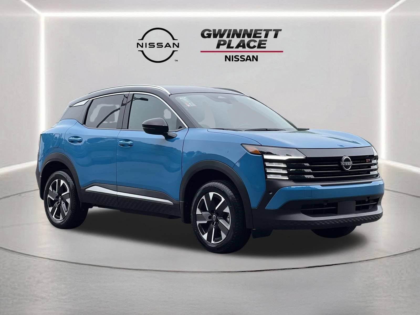 Certified 2025 Nissan Kicks SR FWD image 26