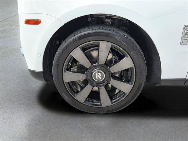 Certified 2021 Rolls-Royce Cullinan AWD/4WD image 11