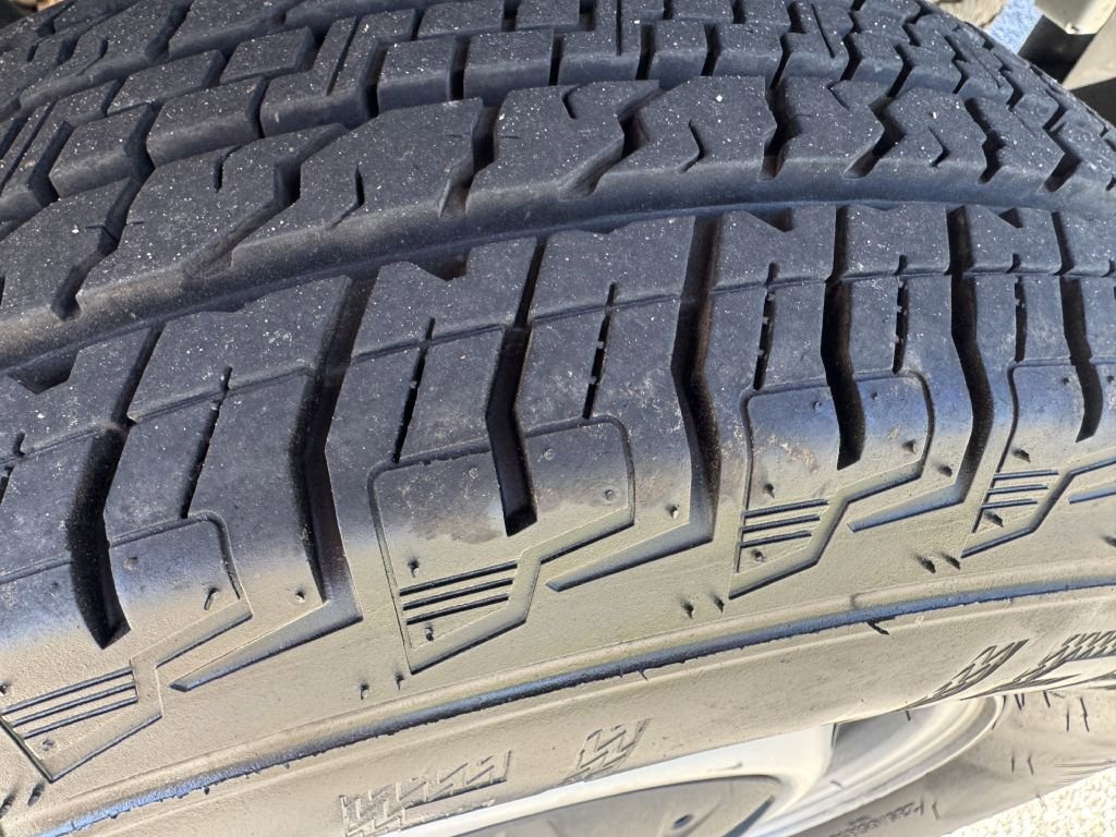 Used 2020 Ford Transit 250 Medium Roof image 16