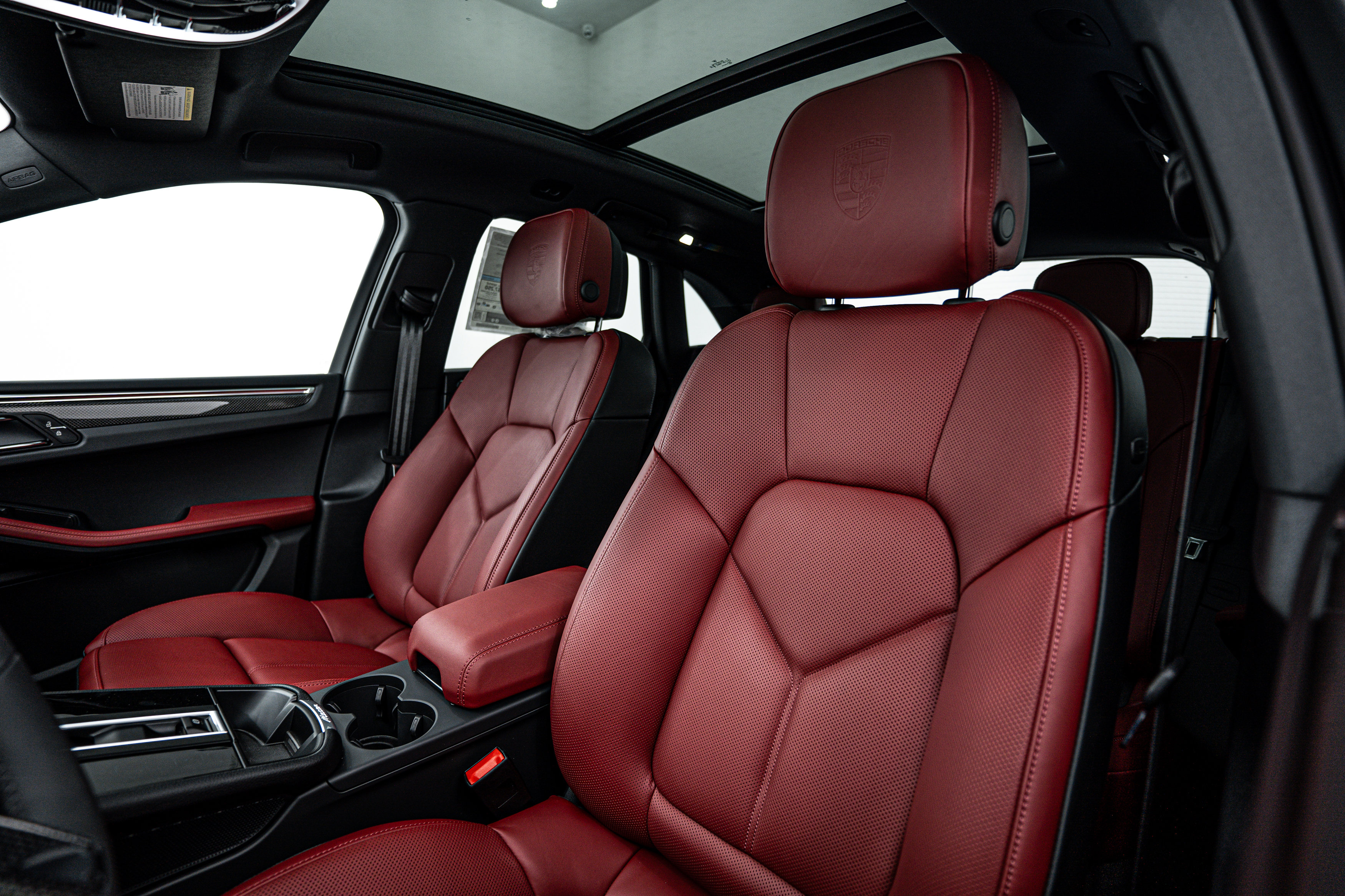 New 2025 Porsche Macan GTS image 20