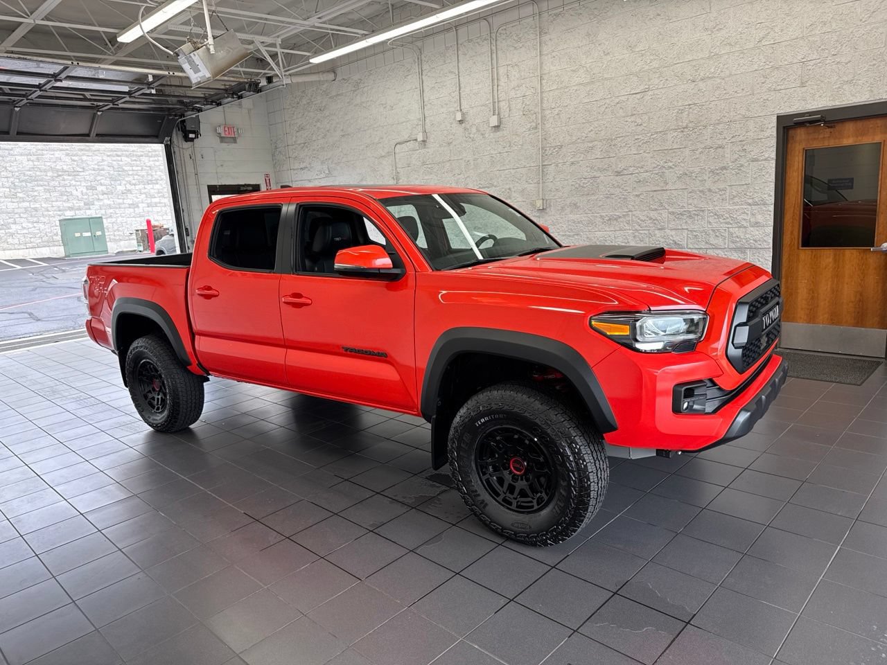 Certified 2023 Toyota Tacoma TRD Pro AWD/4WD image 1