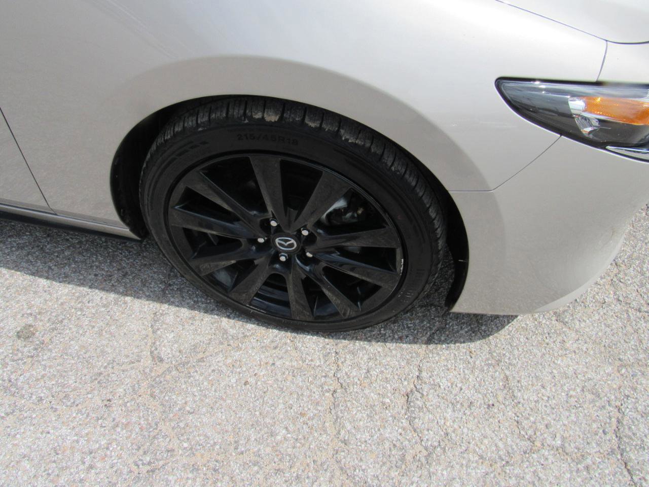 Used 2024 MAZDA MAZDA3 s FWD image 35