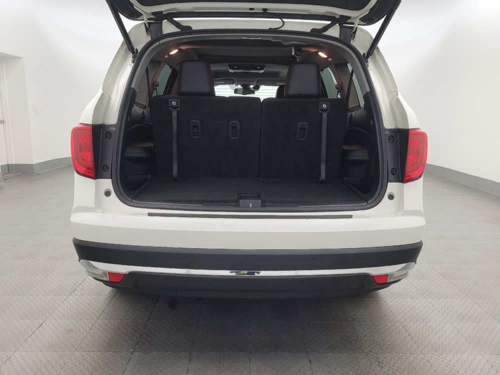 Used 2017 Honda Pilot Elite image 29