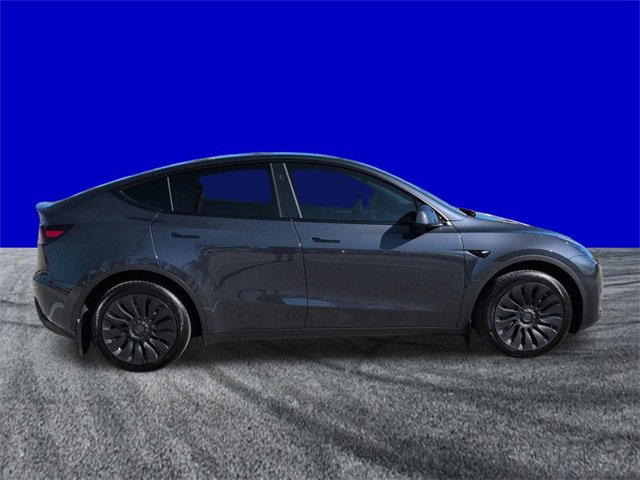 Used 2024 Tesla Model Y Long Range image 3
