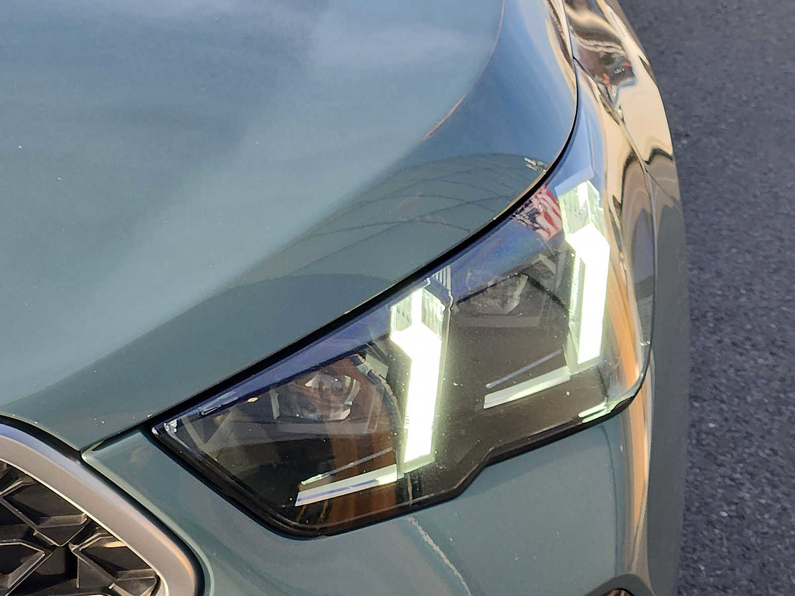 Used 2025 BMW X2 xDrive28i image 9