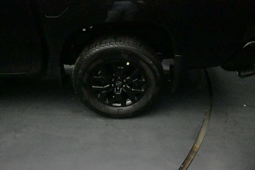 New 2026 Nissan Frontier SV w/ All-Weather Content Package AWD/4WD image 11