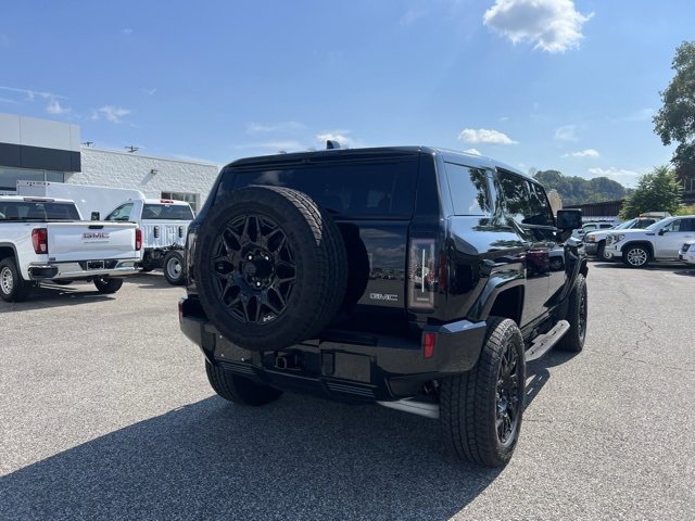 Used 2024 GMC Hummer EV 2X w/ LPO, Illumination Package image 5