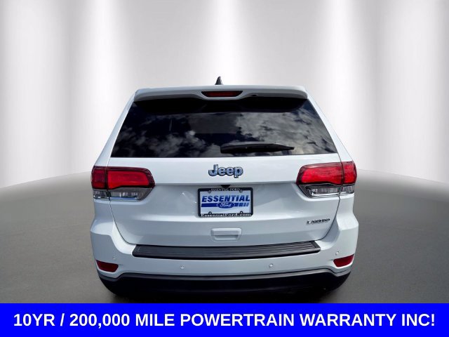 Used 2020 Jeep Grand Cherokee Laredo w/ 18" Wheel & 8.4" Radio Group RWD image 4